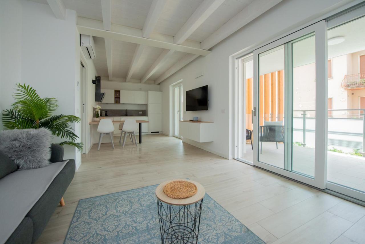 Lake Dream Apartment With Pool In Bardolino Exterior foto